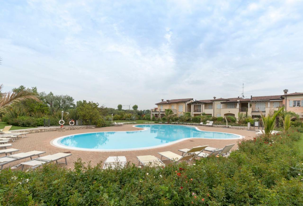 Il Giardino Di Laura - Sirmione Apartment Exterior photo