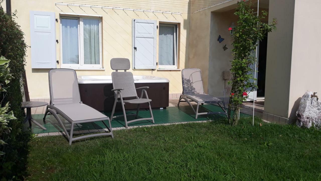Il Giardino Di Laura - Sirmione Apartment Exterior photo