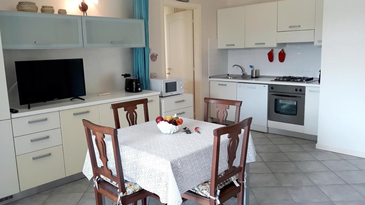 Il Giardino Di Laura - Sirmione Apartment Exterior photo